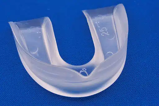 What are the different types of mouth guards
